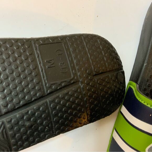 Seattle Seahawks Slides Shoes Sandals Slip On Football 13-1 - Picture 2 of 6
